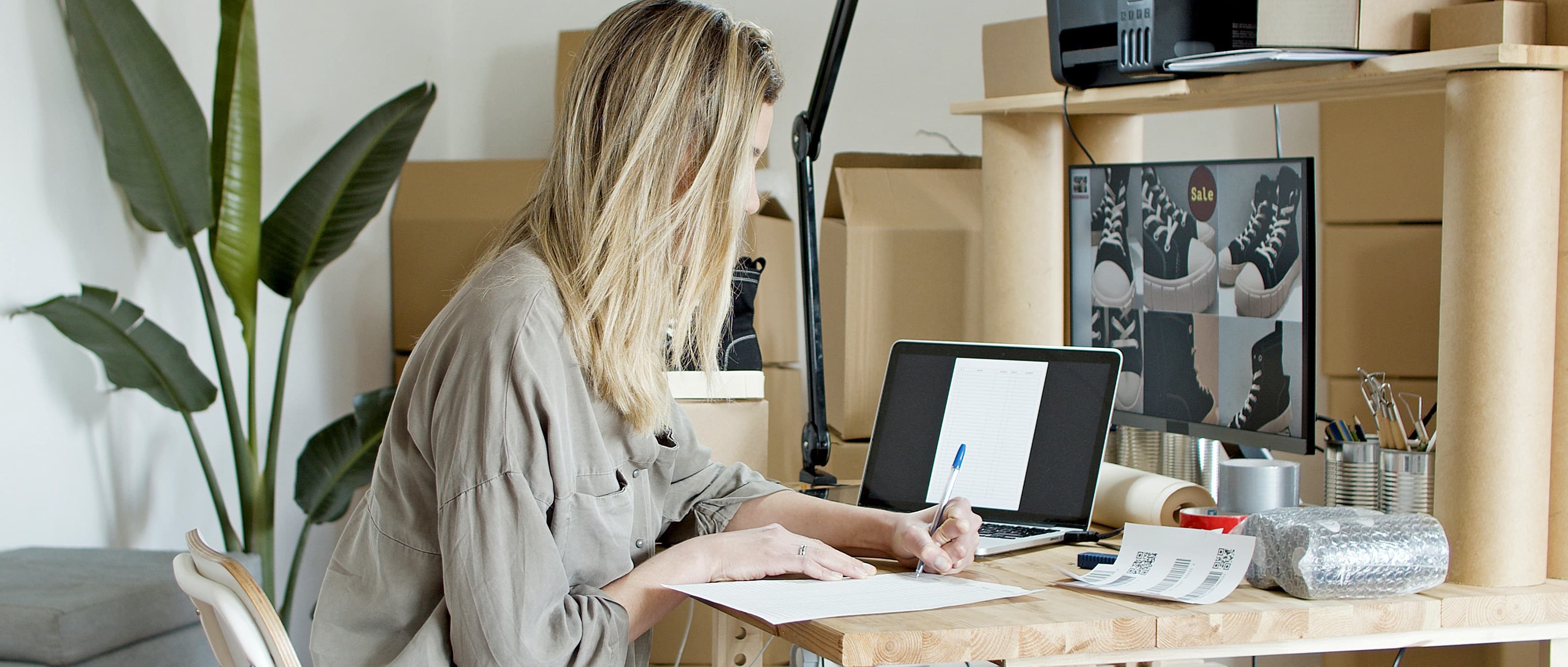 Ecommerce blog Libautech Why Should You Use Ecommerce Platforms to Sell Online